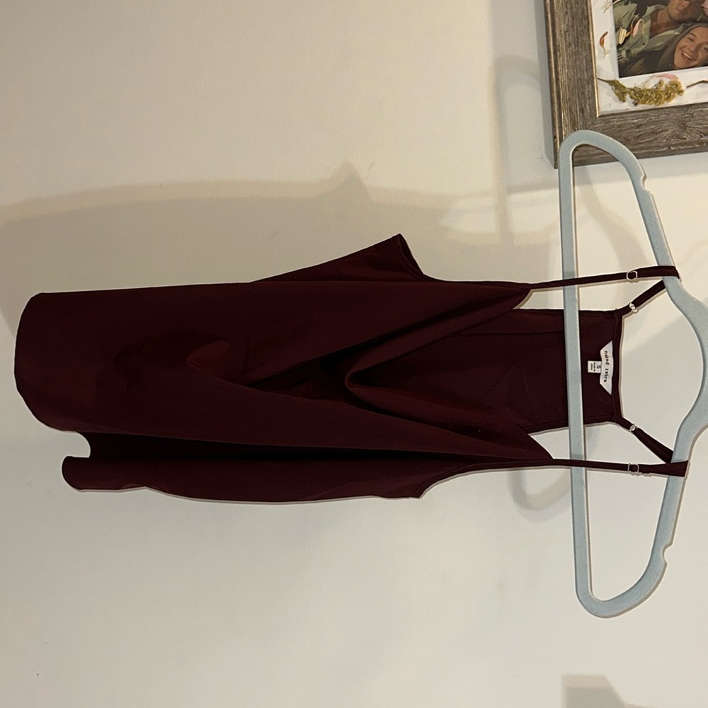 Maroon Z supply top!